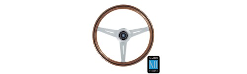 VOLANTS NARDI EN BOIS
