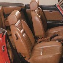 Coiffes de si&egrave;ges avants pour Peugeot 504